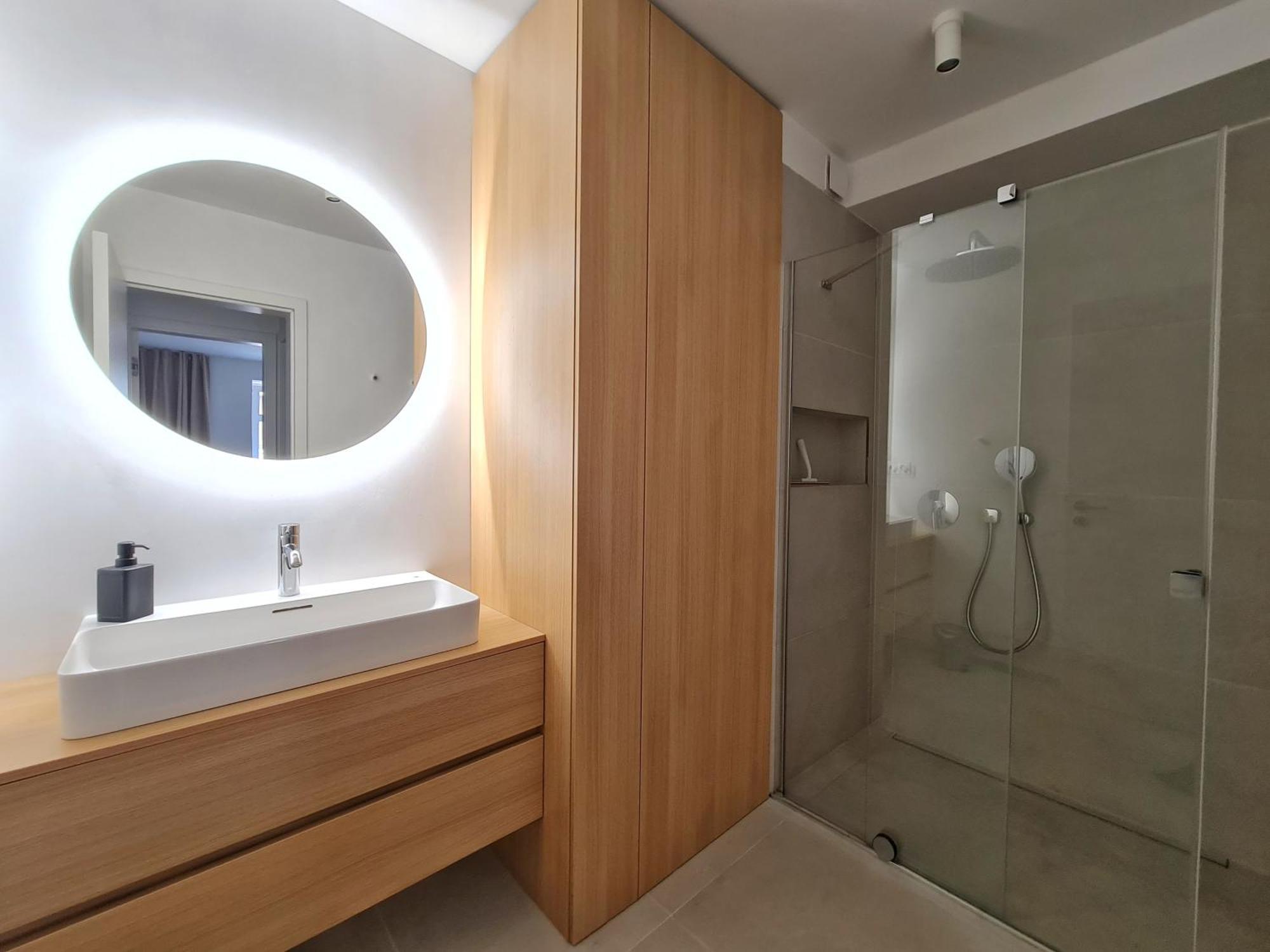 Beautiful New Apt In Old Town Near Train Station - Free Parking Bratislava Exteriér fotografie