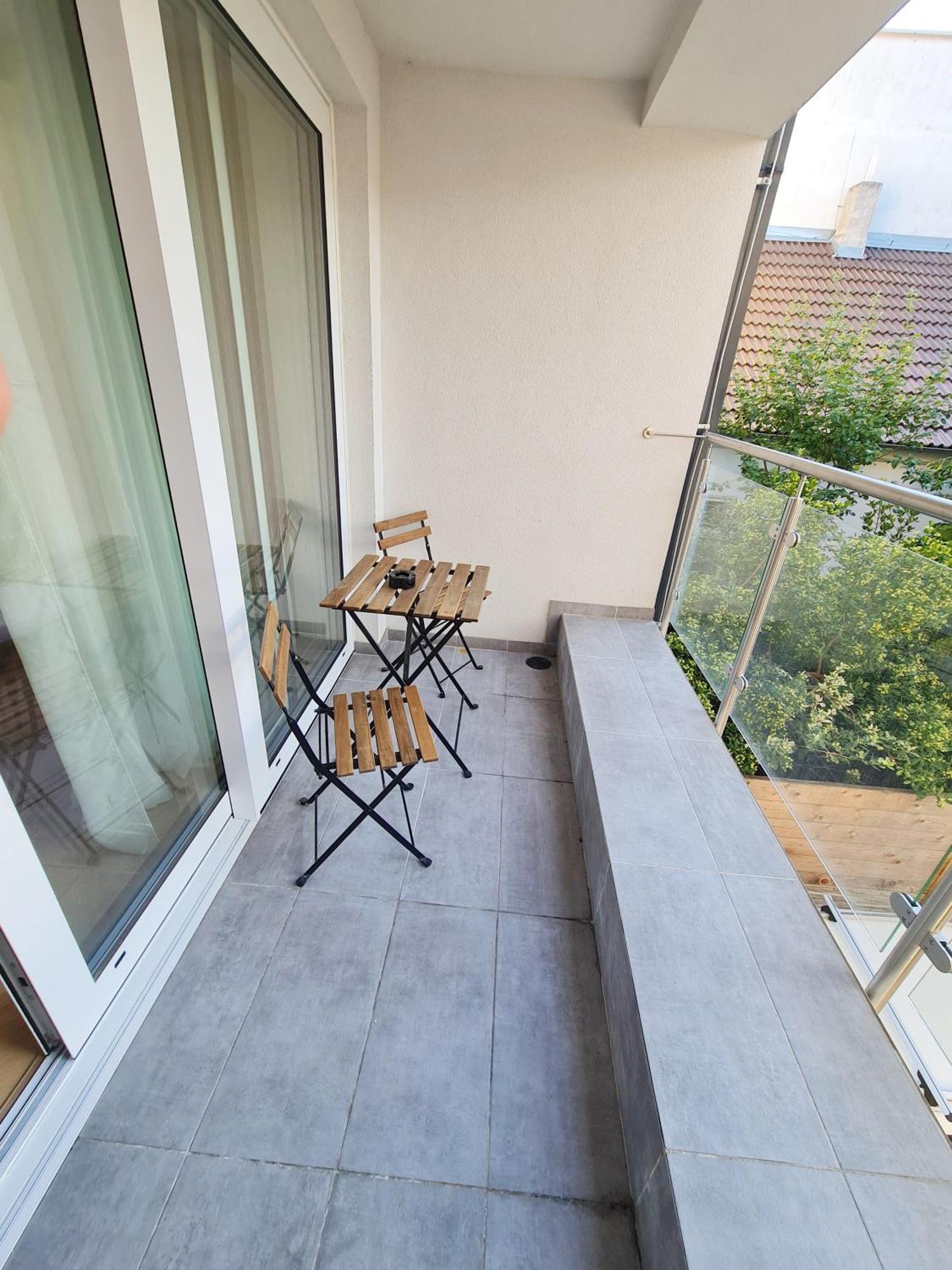 Beautiful New Apt In Old Town Near Train Station - Free Parking Bratislava Exteriér fotografie